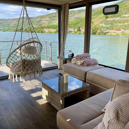 Kl Moselboote - Hausboot Niara *