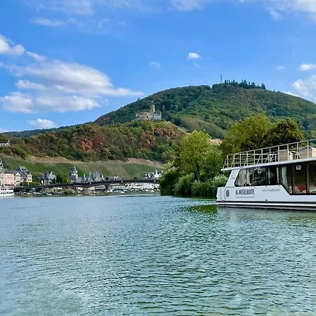 Kl Moselboote - Hausboot Niara * Bernkastel-Kues