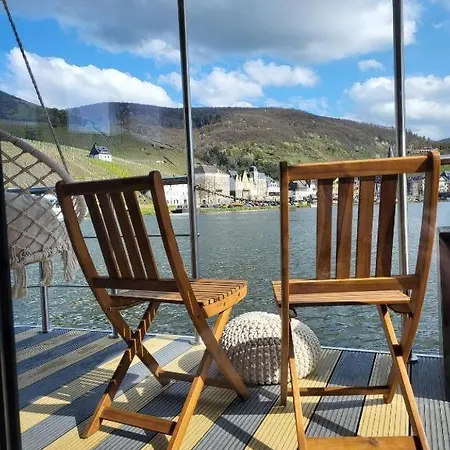 Kl Moselboote - Hausboot Niara *